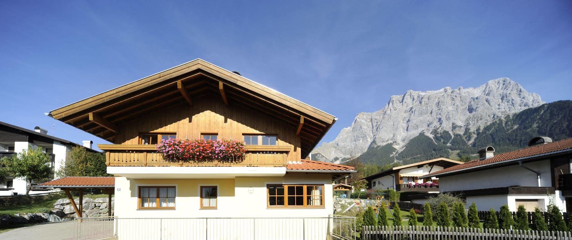 Apartamento Haus Sieben Zwerge Ehrwald Exterior foto