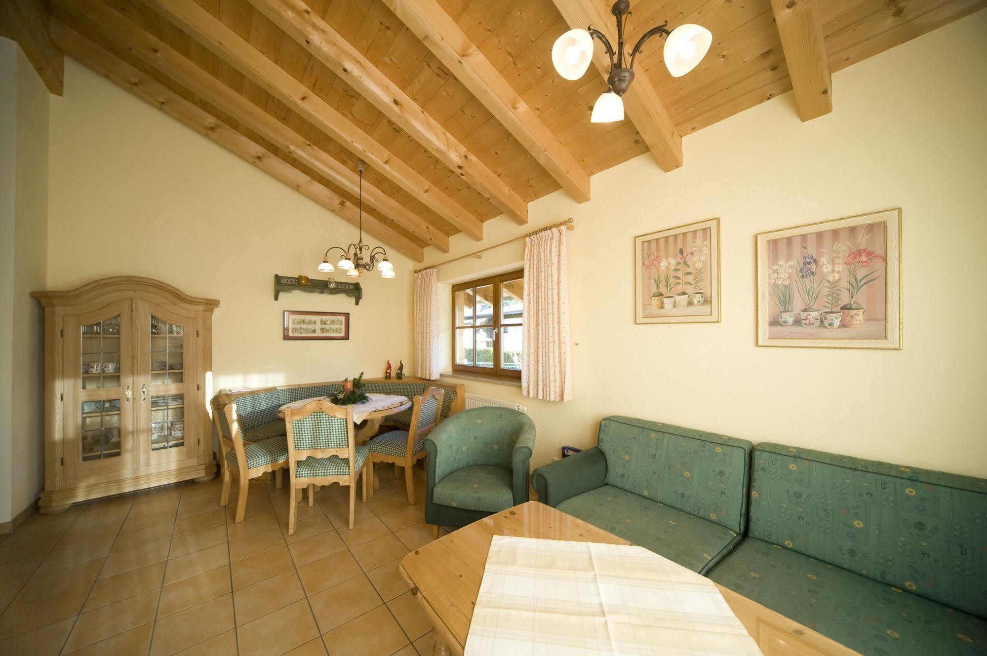 Apartamento Haus Sieben Zwerge Ehrwald Exterior foto